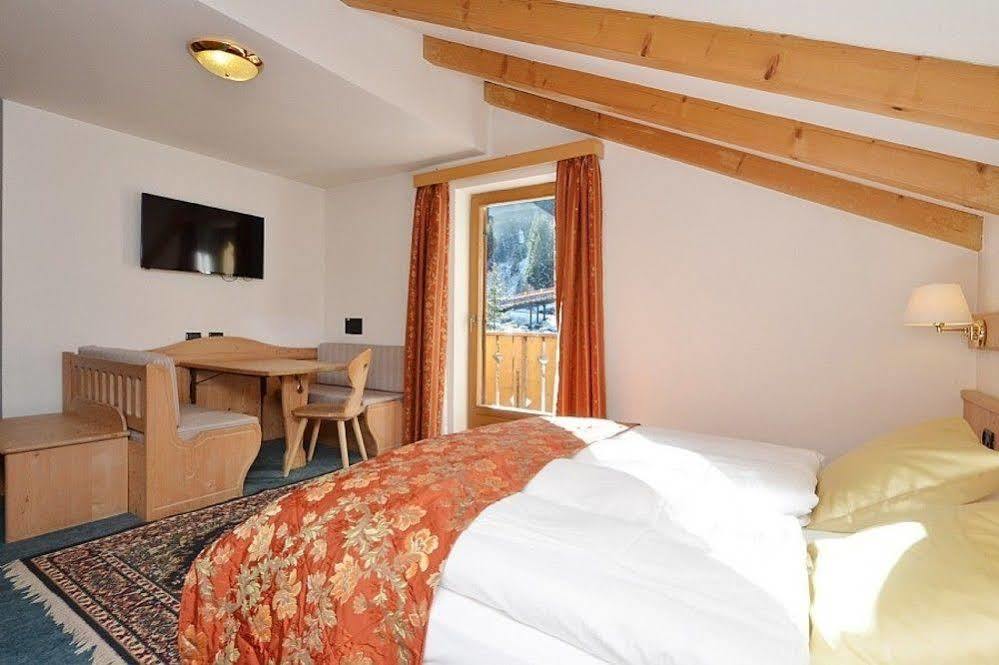 Hotel Malga Passerella Moena Zewnętrze zdjęcie